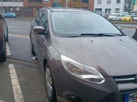 Gebraucht Ford Focus Trend 125 PS (91 kW) 2014 Schwarz Kombi