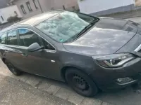 Gebraucht Opel Astra 160 PS (117 kW) 2011 Schwarz Kombi