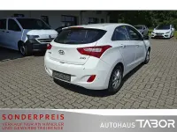 Gebraucht Hyundai i30 Edition 110 PS (80 kW) 2013 Creamy white / sol Limousine
