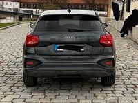 Gebraucht Audi Q2 150 PS (110 kW) 2023 Grau SUV