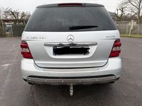 Gebraucht Mercedes ML320 225 PS (165 kW) 2007 Silber SUV