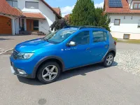 Gebraucht Dacia Sandero Celebration 90 PS (66 kW) 2016 Blau Limousine