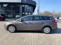 Gebraucht Ford Focus 101 PS (74 kW) 2013 Grau Kombi