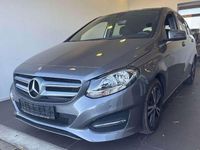 Gebraucht Mercedes B180 109 PS (80 kW) 2015 Grau Van / Kleinbus