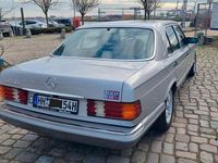 Gebraucht Mercedes 380 209 PS (153 kW) 1984 Silber Limousine