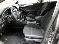 Gebraucht Ford Focus Cool & Connect 120 PS (88 kW) 2021 Grau Limousine