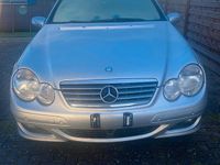Gebraucht Mercedes C200 136 PS (100 kW) 2005 Silber Coupé