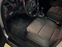 Gebraucht Audi A2 75 PS (55 kW) 2001 Silber Kleinwagen