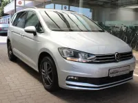 Gebraucht VW Touran Comfortline 150 PS (110 kW) 2021 Silber Van / Kleinbus