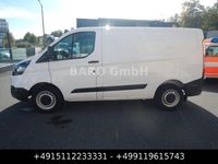 Gebraucht Ford Transit Custom 107 PS (78 kW) 2019 Weiß Van / Kleinbus