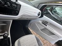 Second-hand VW up! 60 CP (44 kW) 2018 Alb Hatchback