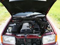 Gebraucht Mercedes 320 220 PS (161 kW) 1993 Rot Coupé