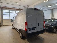 Gebraucht Opel Movano 140 PS (102 kW) 2024 Lackierung weiss icy/typ ausse Van
