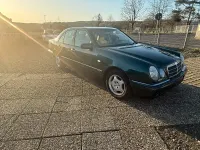 Gebraucht Mercedes E200 Elegance 136 PS (100 kW) 1999 Grün Limousine