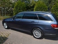 Gebraucht Mercedes E200 136 PS (100 kW) 2013 Blau Limousine