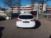 Gebraucht Ford Focus Titanium 150 PS (110 kW) 2020 Weiß Limousine
