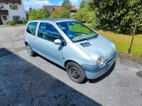 Gebraucht Renault Twingo 58 PS (42 kW) 2002 Silber Kleinwagen