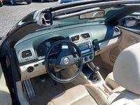 Gebraucht VW Eos 140 PS (102 kW) 2006 Blau Cabrio