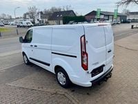 Usado Ford Transit Custom 105 HP (77 kW) 2018 Branco Monovolume