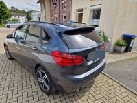 gebraucht BMW 218 Active Tourer 218d Sport Line Sport Line