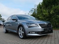 Gebraucht Skoda Superb Style 150 PS (110 kW) 2016 Grau Limousine