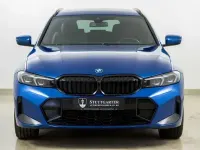 Gebraucht BMW 330e M Sport 292 PS (214 kW) 2022 Portimao blau m Kombi