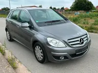 Gebraucht Mercedes B160 95 PS (69 kW) 2010 Silber Kleinwagen