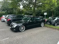 Gebraucht Mercedes E350 Avantgarde 272 PS (200 kW) 2008 Schwarz Limousine