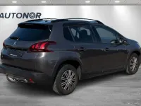 Gebraucht Peugeot 2008 GT-line 120 PS (88 kW) 2018 Grau SUV