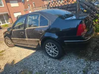 Gebraucht VW Bora 101 PS (74 kW) 2002 Schwarz Limousine