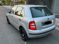 Gebraucht Skoda Fabia 74 PS (54 kW) 2004 Silber Kleinwagen