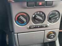 Gebraucht Opel Zafira 125 PS (91 kW) 2003 Blau Van / Kleinbus