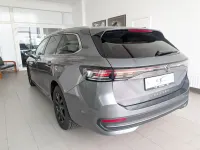 Gebraucht VW Passat Business 150 PS (110 kW) 2024 Grau Kombi