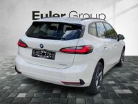 Gebraucht BMW 220 Active Tourer 170 PS (125 kW) 2025 Weiss Van / Kleinbus
