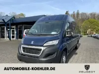 Gebraucht Peugeot Boxer Avantage 140 PS (102 kW) 2024 Blau Van