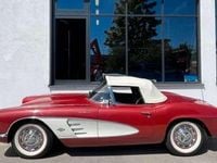 Gebraucht Corvette C1 314 PS (230 kW) 1961 Maroon/white Cabrio