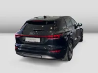 Nouă Audi Q6 e-tron Performance 225 kW (306 CP) 2026 Negru SUV