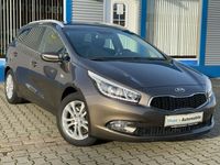 gebraucht Kia Ceed Ceed /*PDC*KLIMAAUTO*SHZG*TEMPO*MFL*ALU