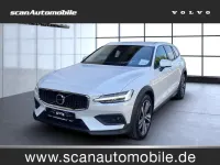 Gebraucht Volvo V60 Plus 197 PS (144 kW) 2024 Crystal white (metallic) Kombi