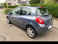 Gebraucht Renault Clio II Dynamique 111 PS (81 kW) 2006 Blau Kleinwagen