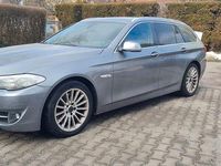 Gebraucht BMW 525 Shadowline 218 PS (160 kW) 2012 Grau Kombi