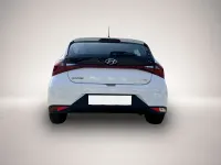 Gebraucht Hyundai i20 Select 84 PS (61 kW) 2022 Weiß Kleinwagen
