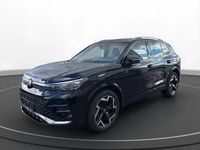 Gebraucht VW Tiguan R-line 150 PS (110 kW) 2024 Deep black perleffekt SUV