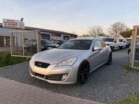 Second-hand Hyundai Genesis 213 CP (156 kW) 2011 Argintiu Coupe
