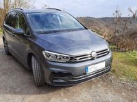 Gebraucht VW Touran Highline 150 PS (110 kW) 2019 Grau Van / Kleinbus