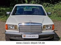 Gebraucht Mercedes SL500 231 PS (169 kW) 1983 Arcticweiss Limousine