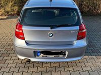 Gebraucht BMW 116 122 PS (89 kW) 2009 Blau Kleinwagen