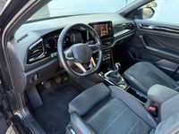 Gebraucht VW T-Roc Style 110 PS (80 kW) 2023 Deep black perleffekt (metallic) SUV