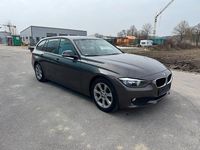 Gebraucht BMW 318 143 PS (105 kW) 2012 Braun Kombi