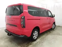 Gebraucht Ford Tourneo Titanium 136 PS (100 kW) 2025 Race red Van / Kleinbus